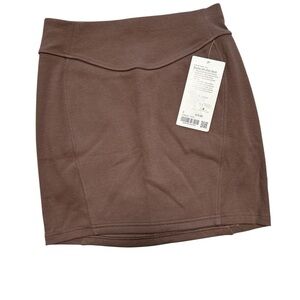 Lululemon Scuba Mini Skirt Gift Ready